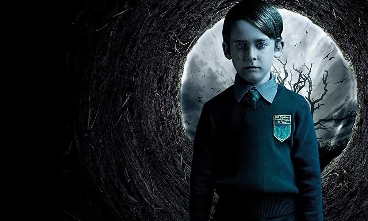 دانلود فیلم The Hole in the Ground 2019 (حفره‌ ای در زمین) زیرنویس فارسی