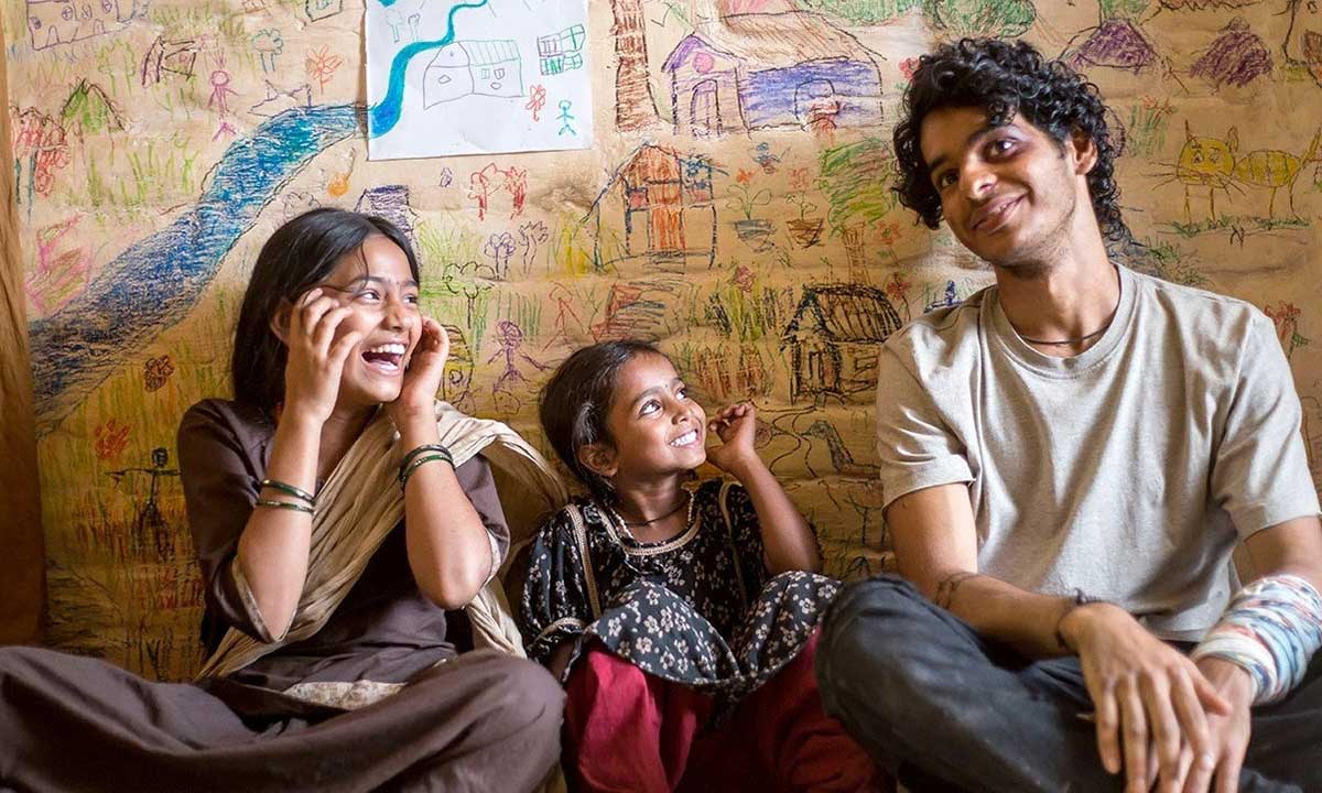 دانلود فیلم Beyond the Clouds 2017 (آن سوی ابرها) دوبله فارسی