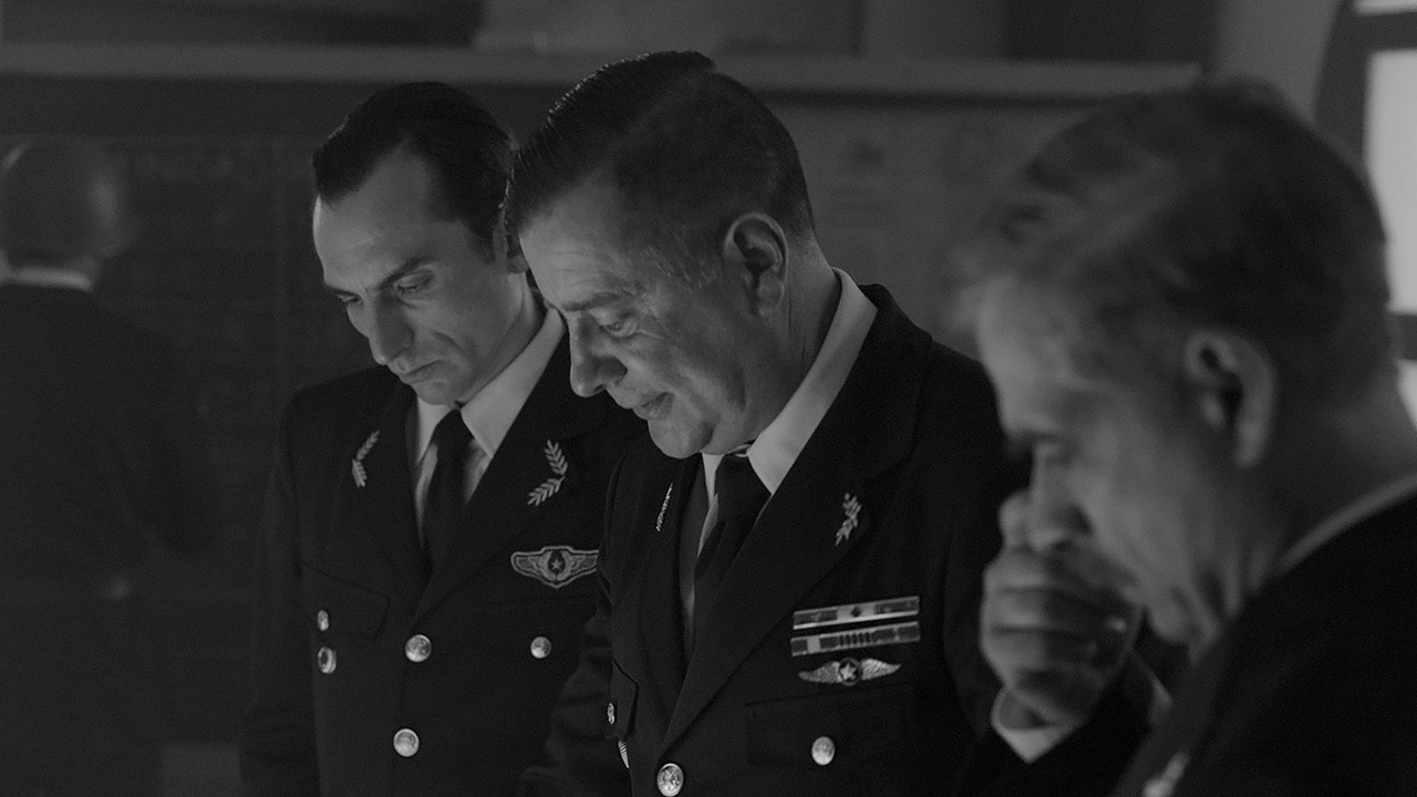 دانلود فیلم The Red Hangar 2026 (آشیانه سرخ) زیرنویس فارسی